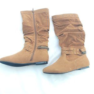Yoki Womens Trisha-44 Beige Faux Suede Round Toe Side Zip Slouch Boots Size 6.5